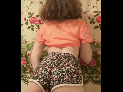 ❤️ Jovem sensual a despir os seus calções para a câmara ❤️ Porno vídeo em porno pt.virtsextor.ru ❌