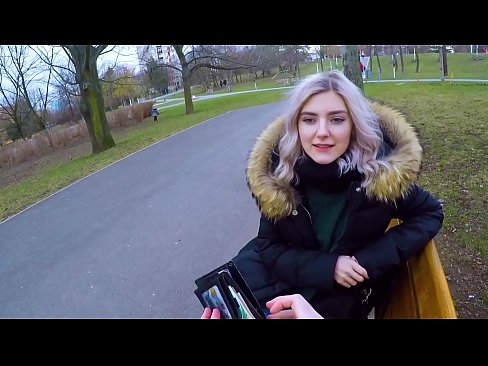 ❤️ Engole o esperma quente de um estranho por dinheiro - broche no parque por Eva Elfie ❤️ Porno vídeo em porno pt.virtsextor.ru ❌